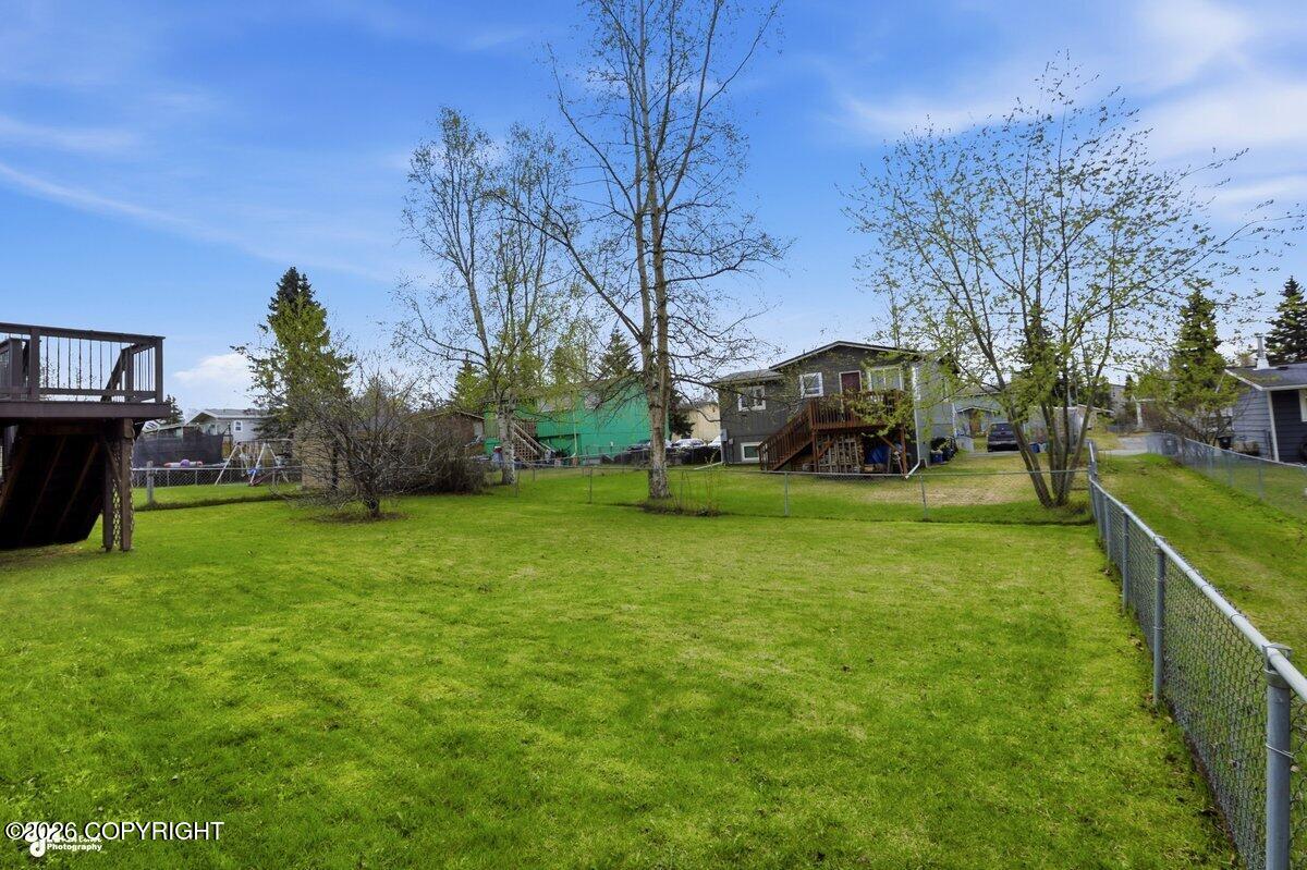 3604 E 18 Avenue