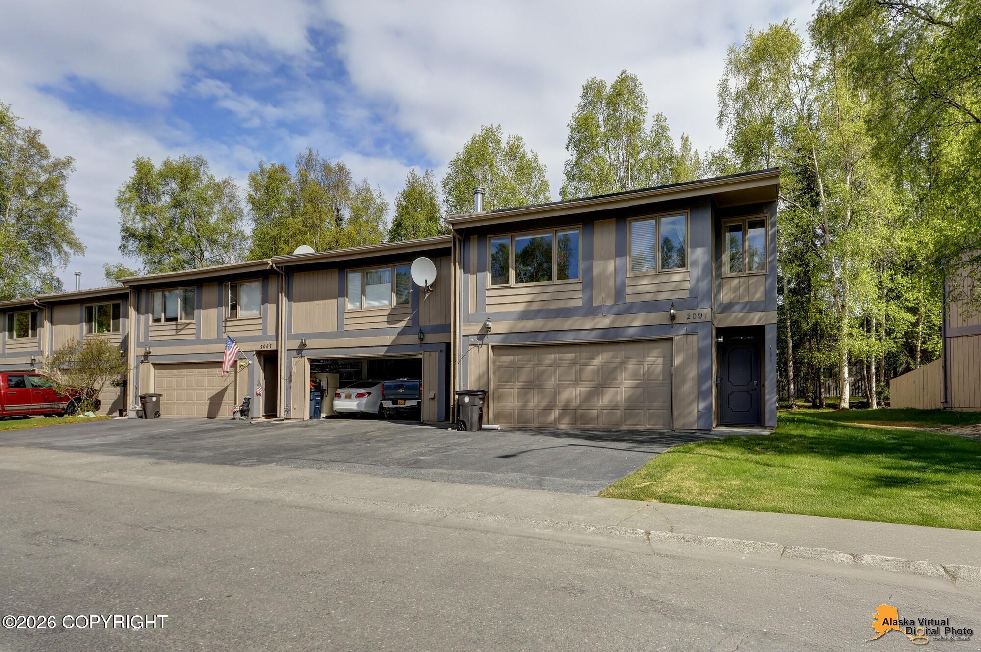 2091 Crataegus Avenue