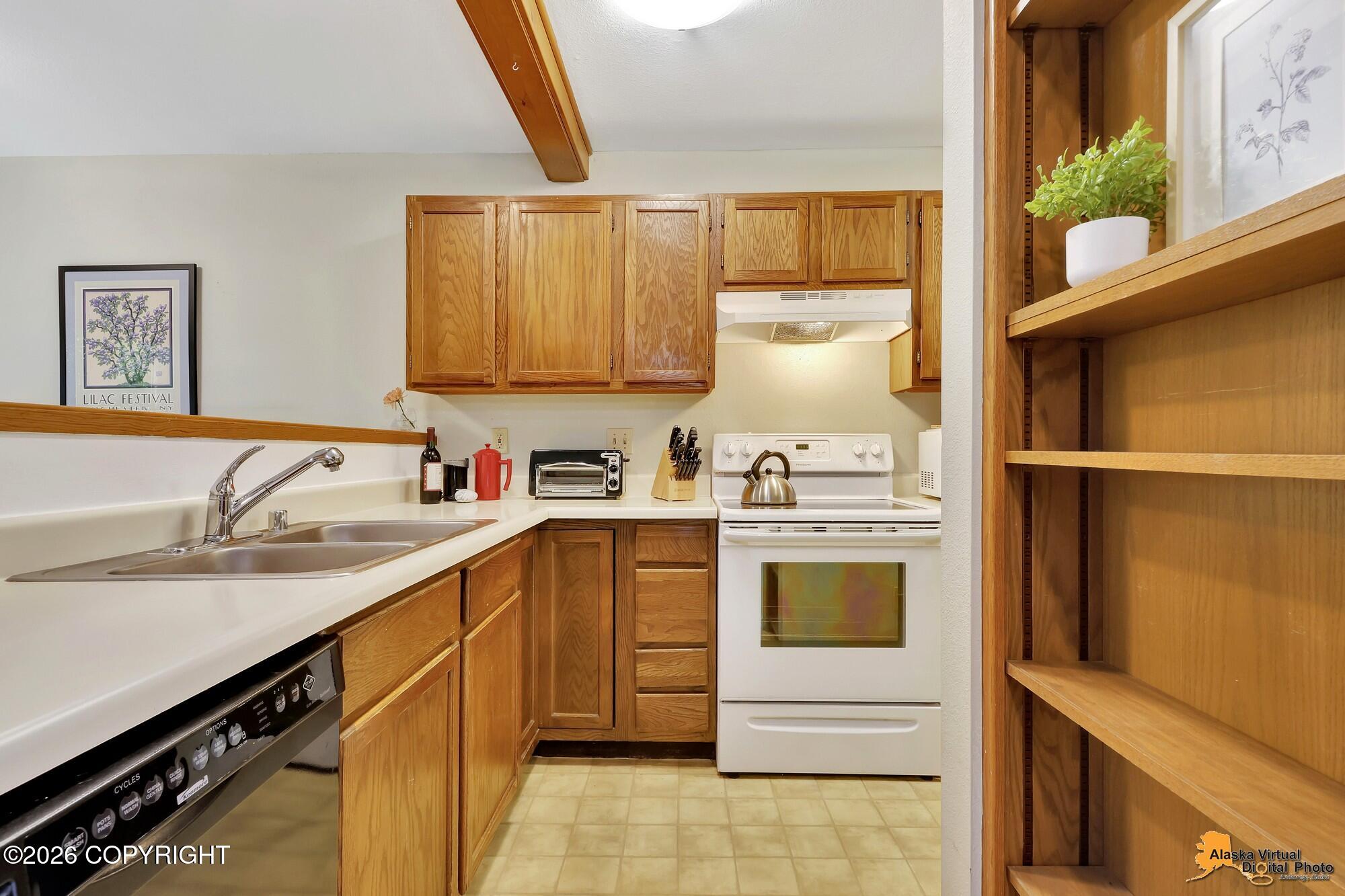 6410 E Northern Lights Boulevard # J Unit: #6-J
