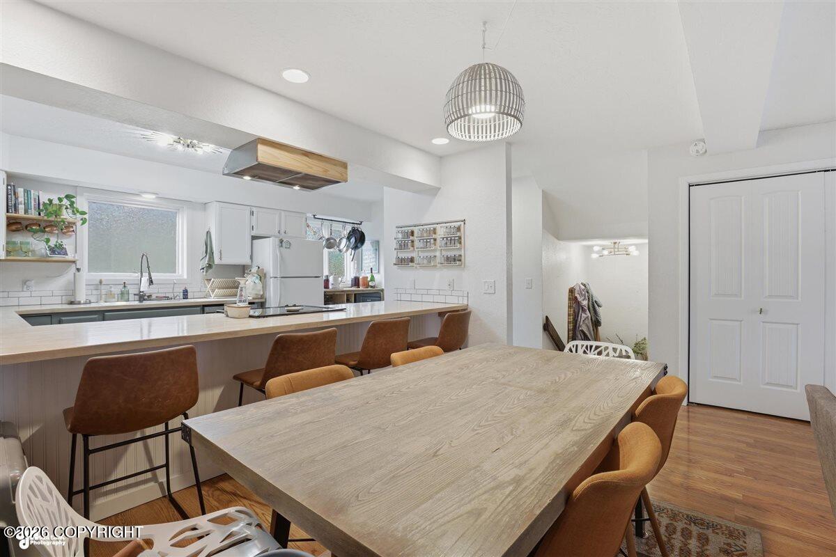 320 E Dowling Road # 7 Unit: #7