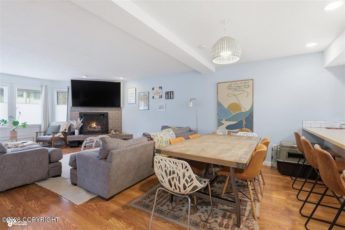 320 E Dowling Road # 7 Unit: #7