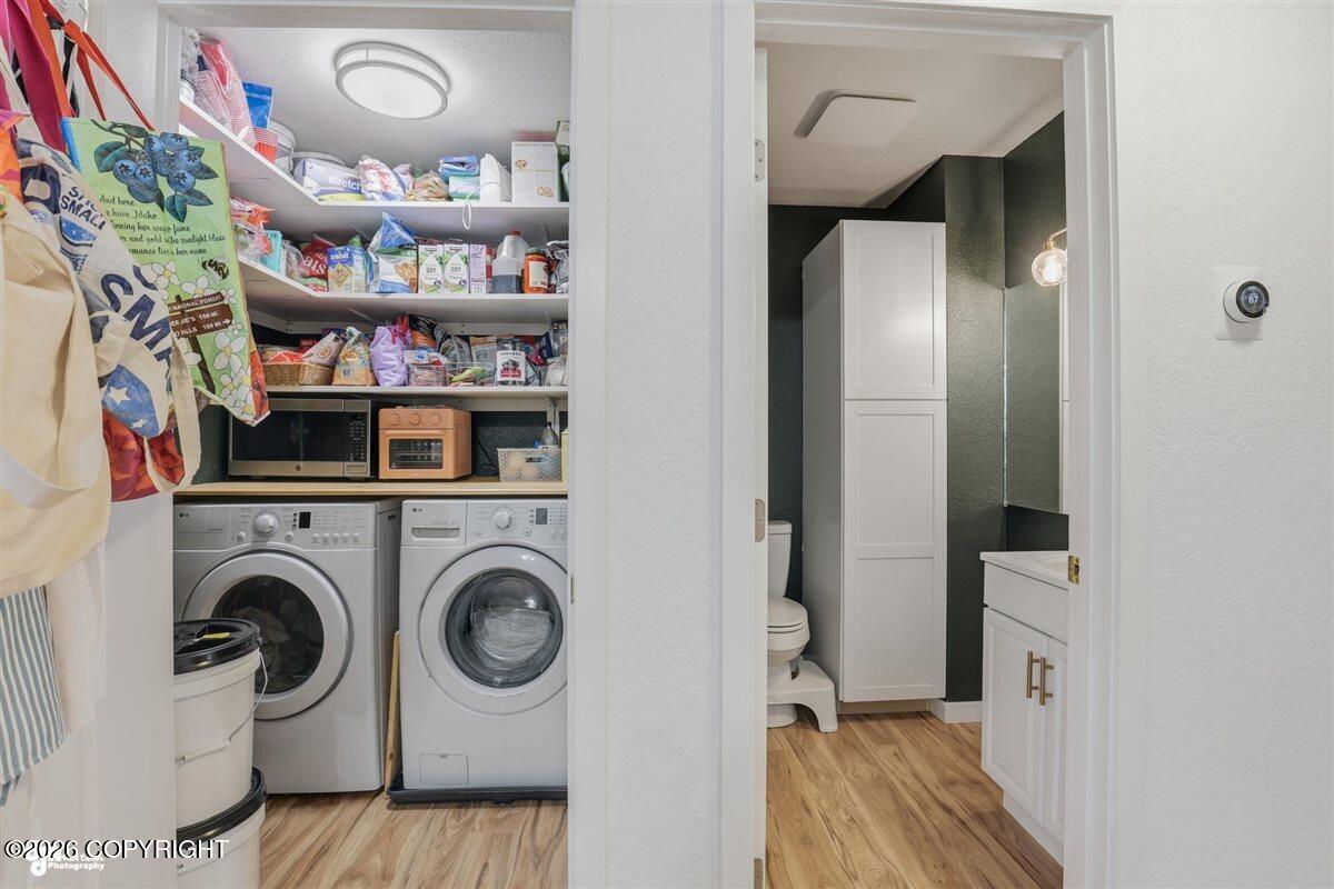320 E Dowling Road # 7 Unit: #7