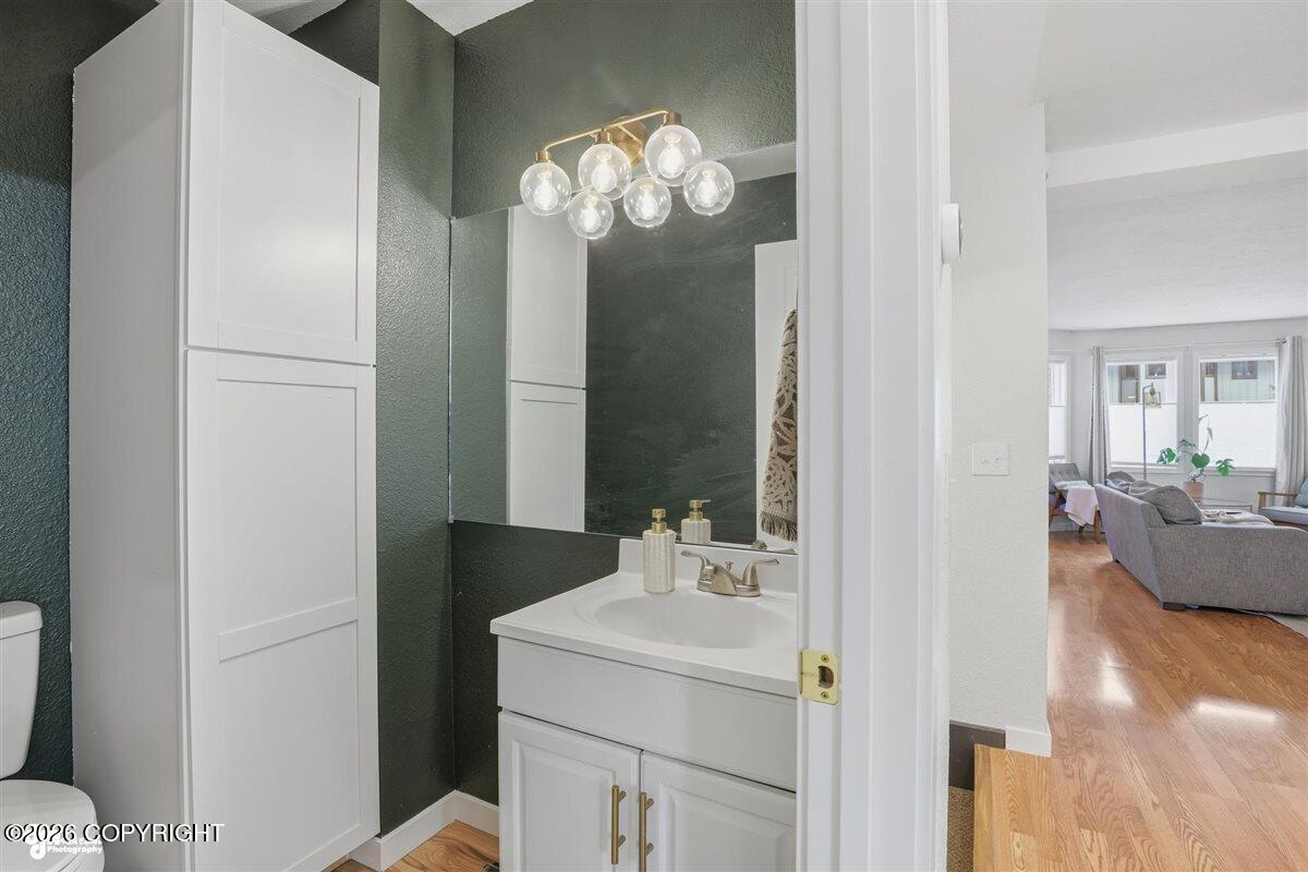 320 E Dowling Road # 7 Unit: #7