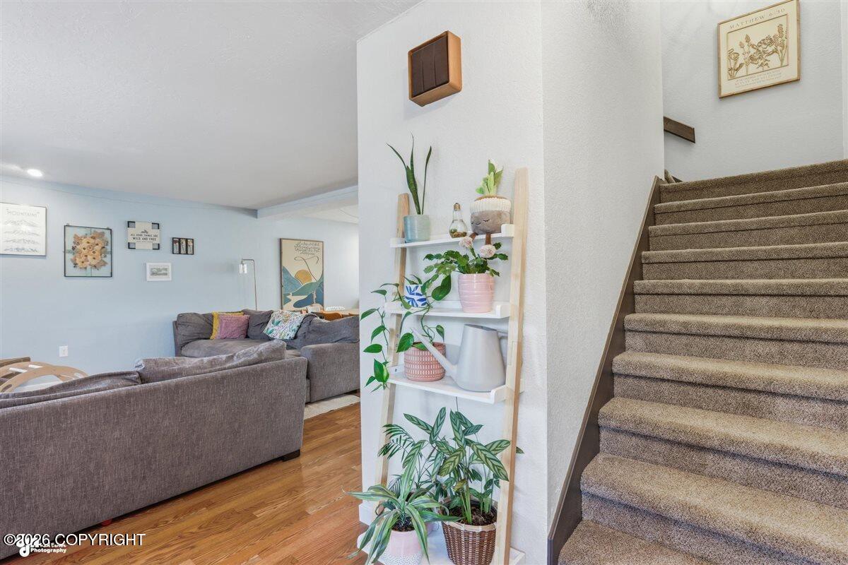 320 E Dowling Road # 7 Unit: #7