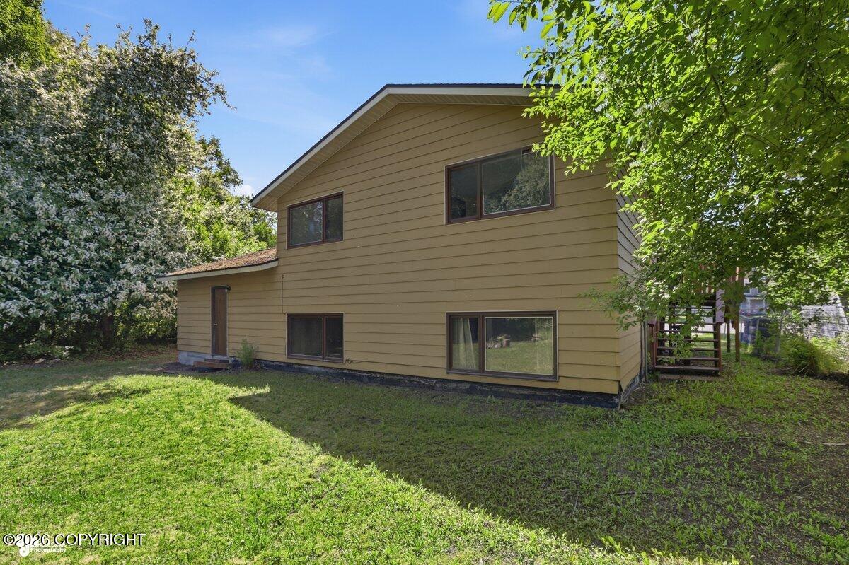 5261 Little Tree Street