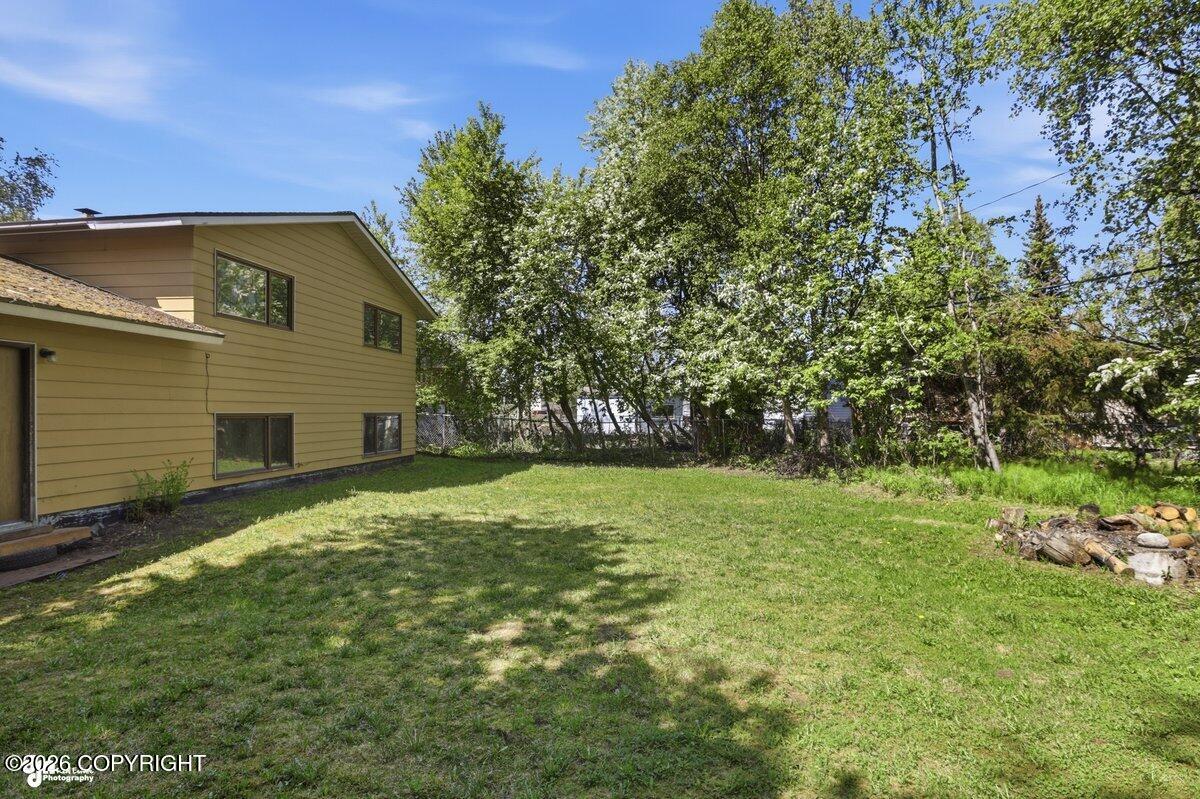 5261 Little Tree Street