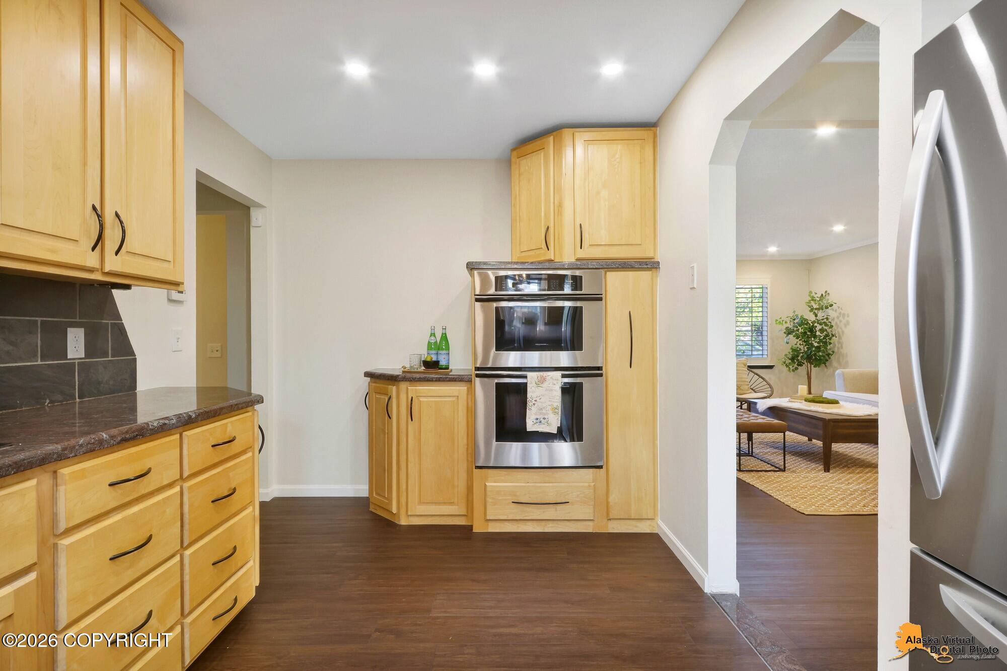 6104 Eastwood Court