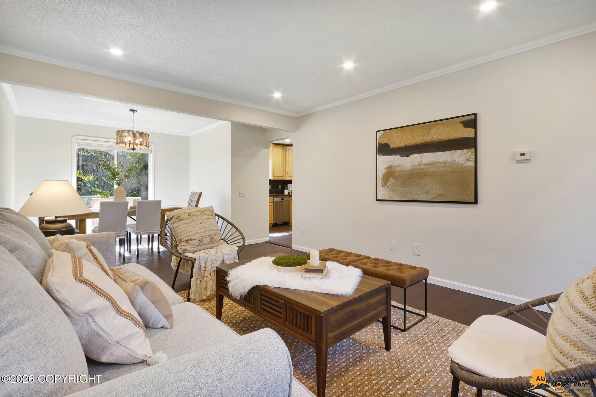 6104 Eastwood Court