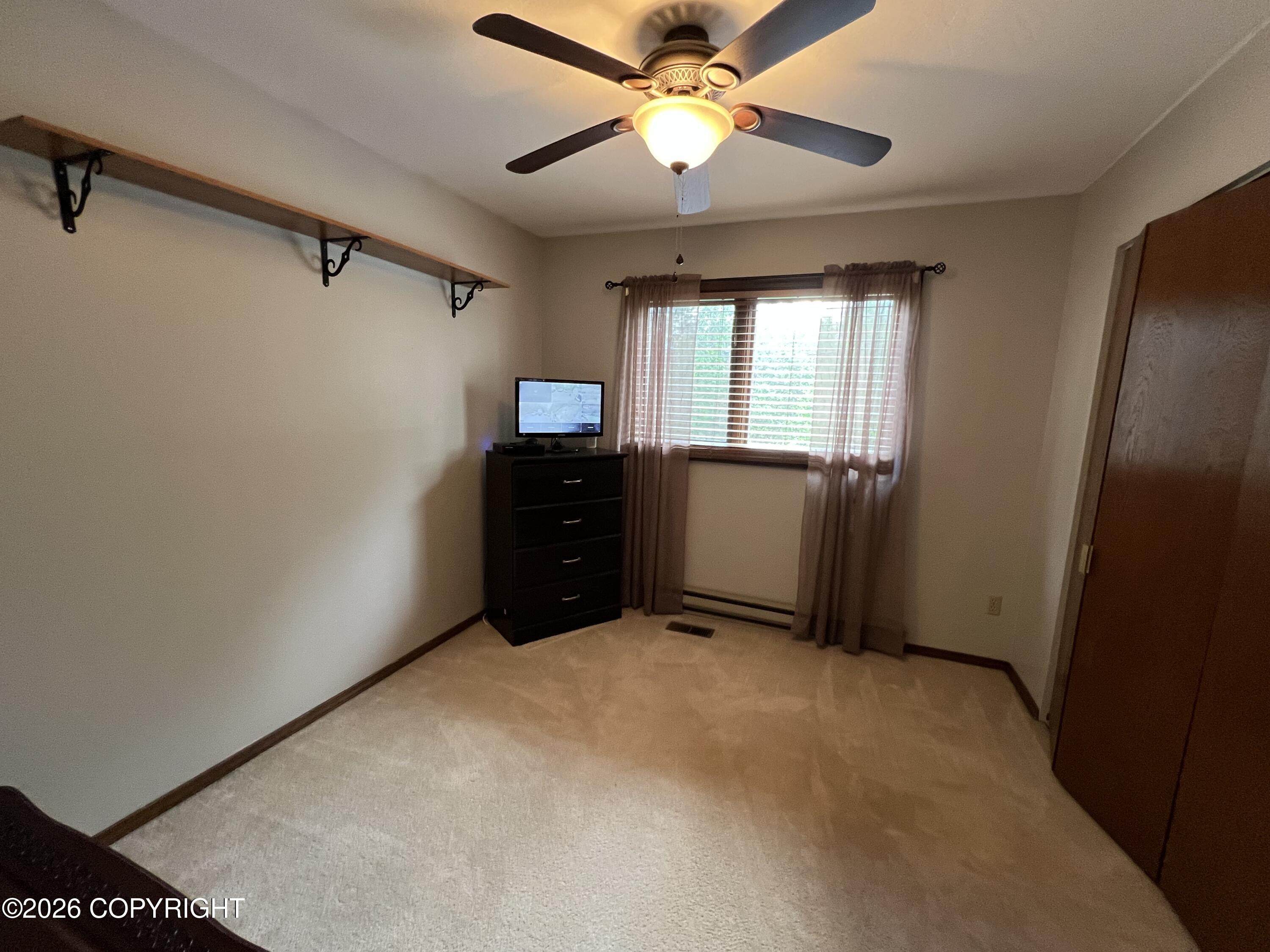 1075 N Shenandoah Drive
