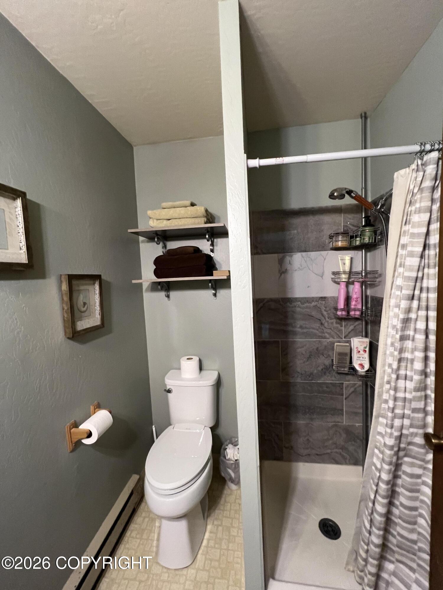 1075 N Shenandoah Drive