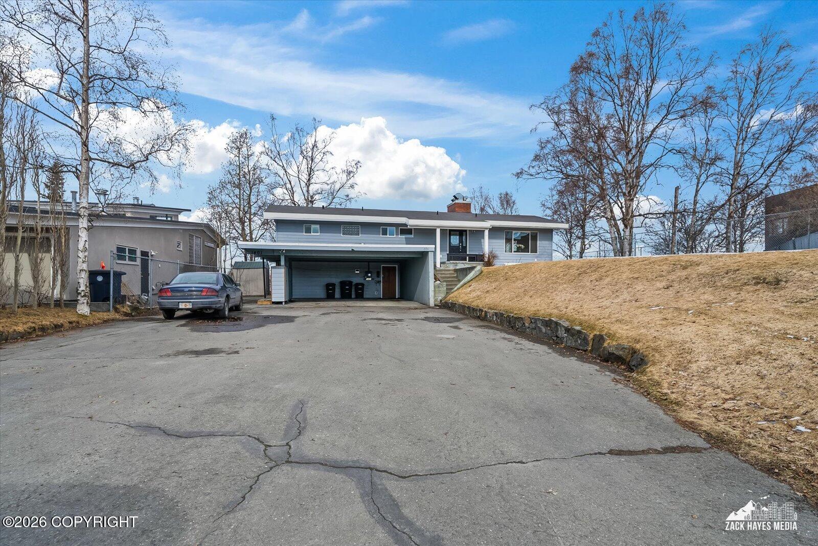 1407 W 9th Avenue