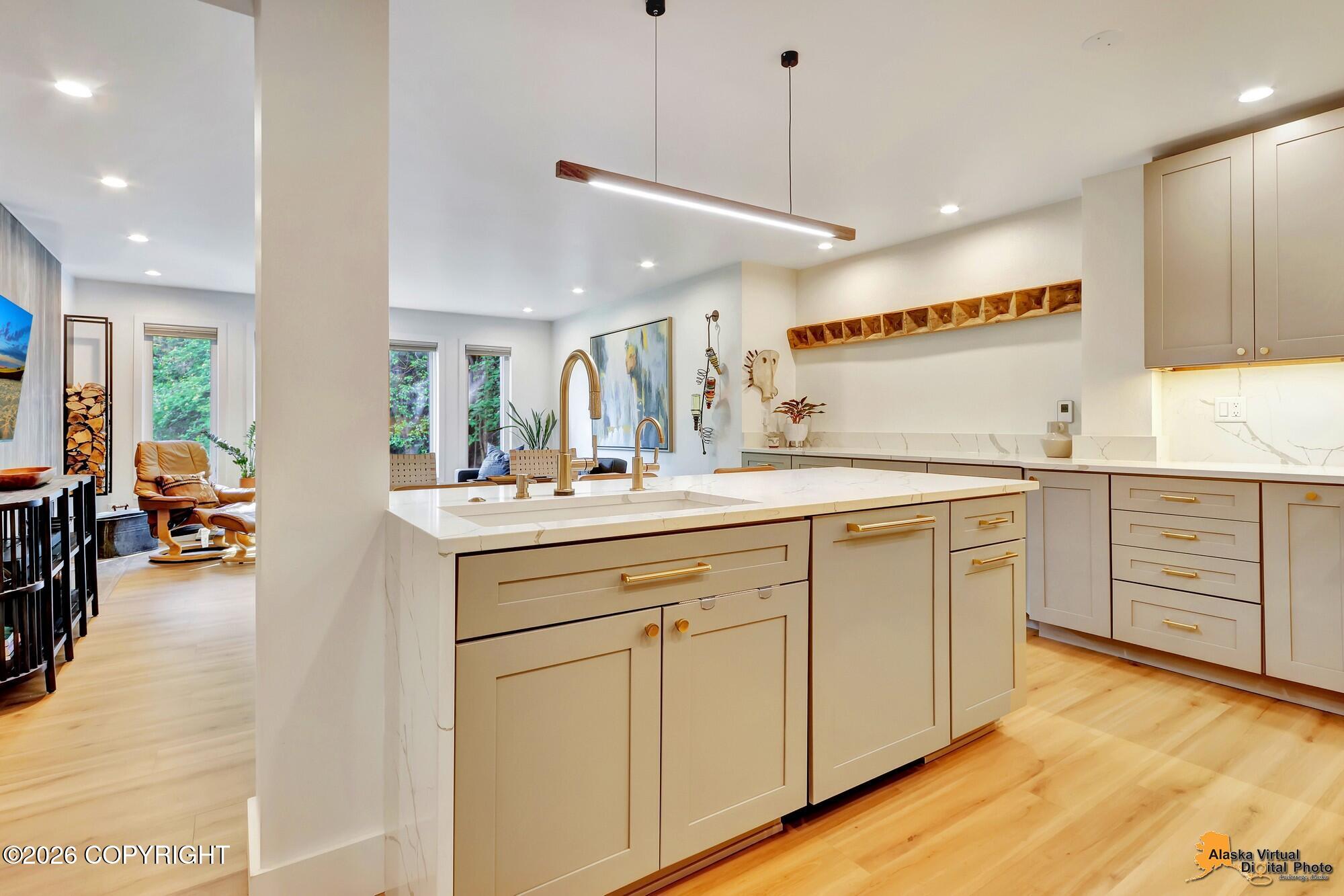 1300 W 7th Avenue # 307 Unit: #307