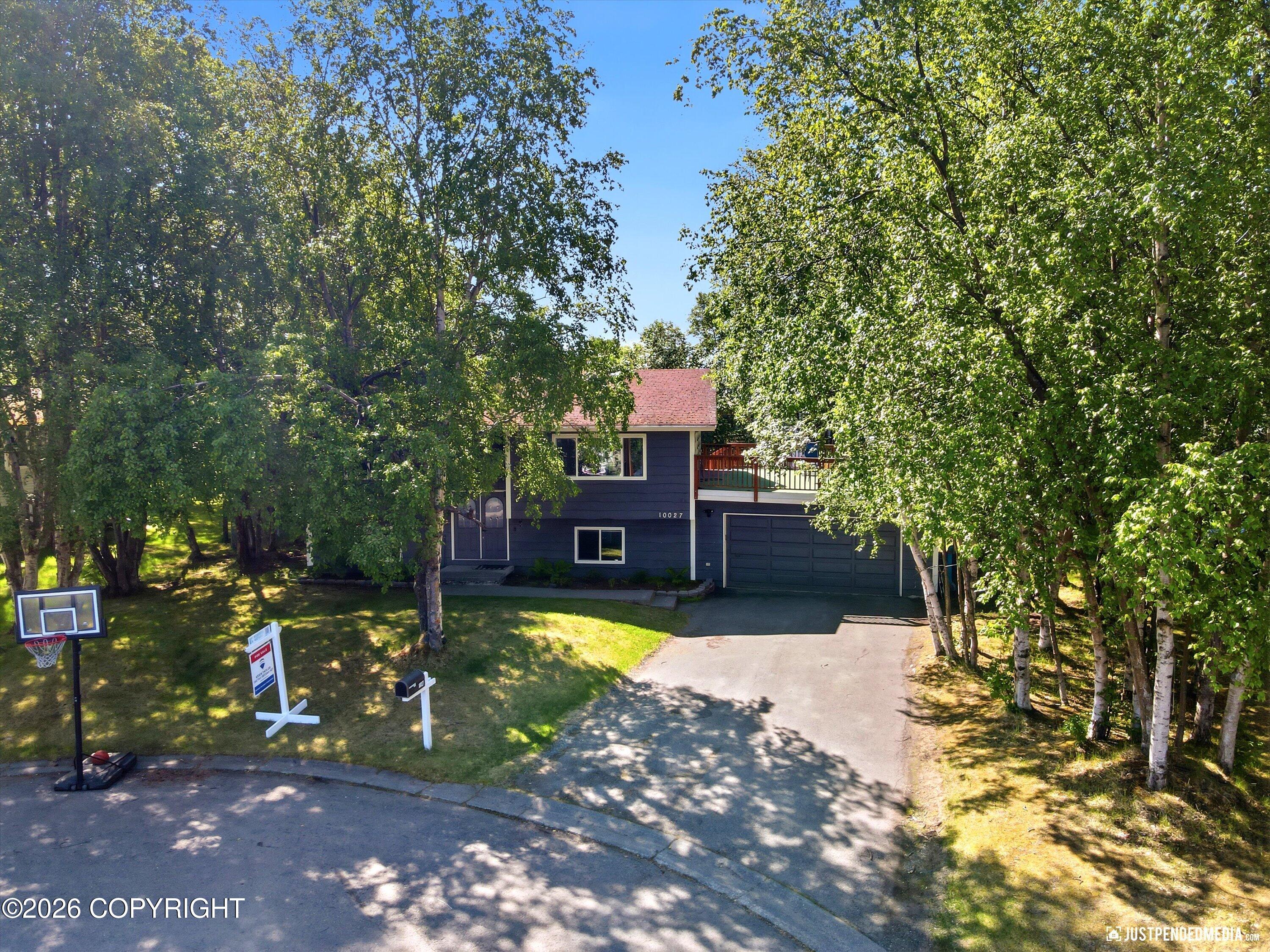 10027 Marmot Circle