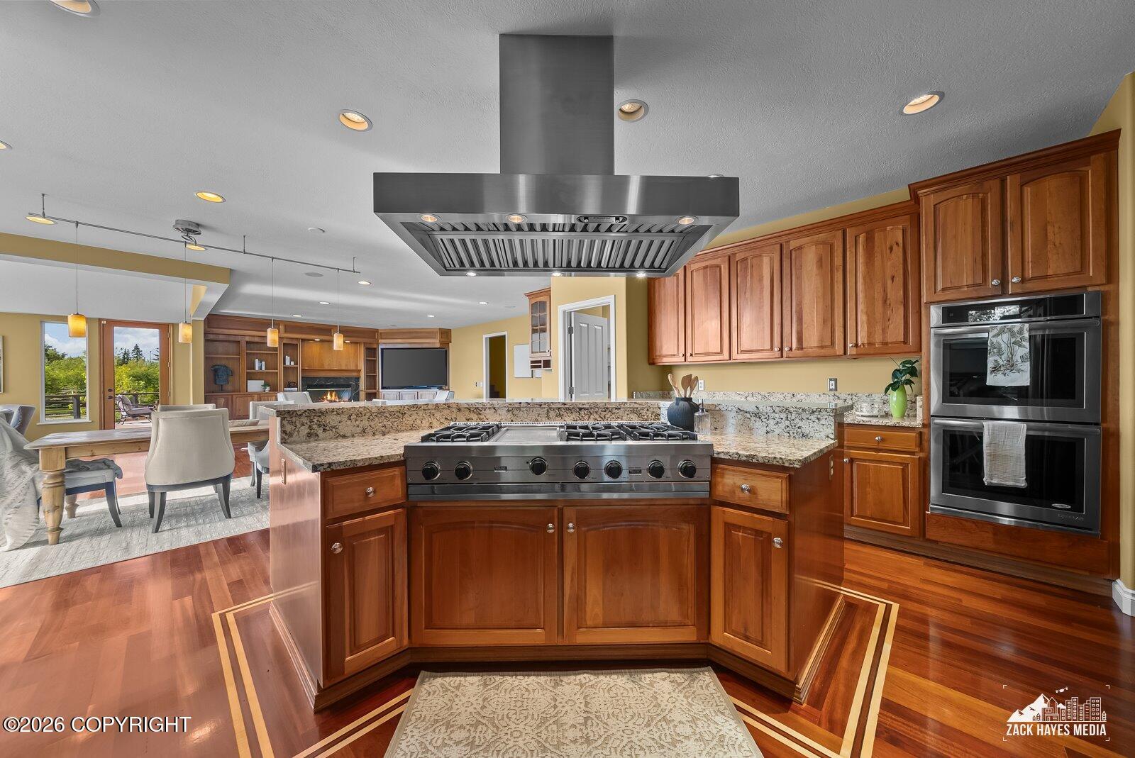 3430 Southbluff Circle