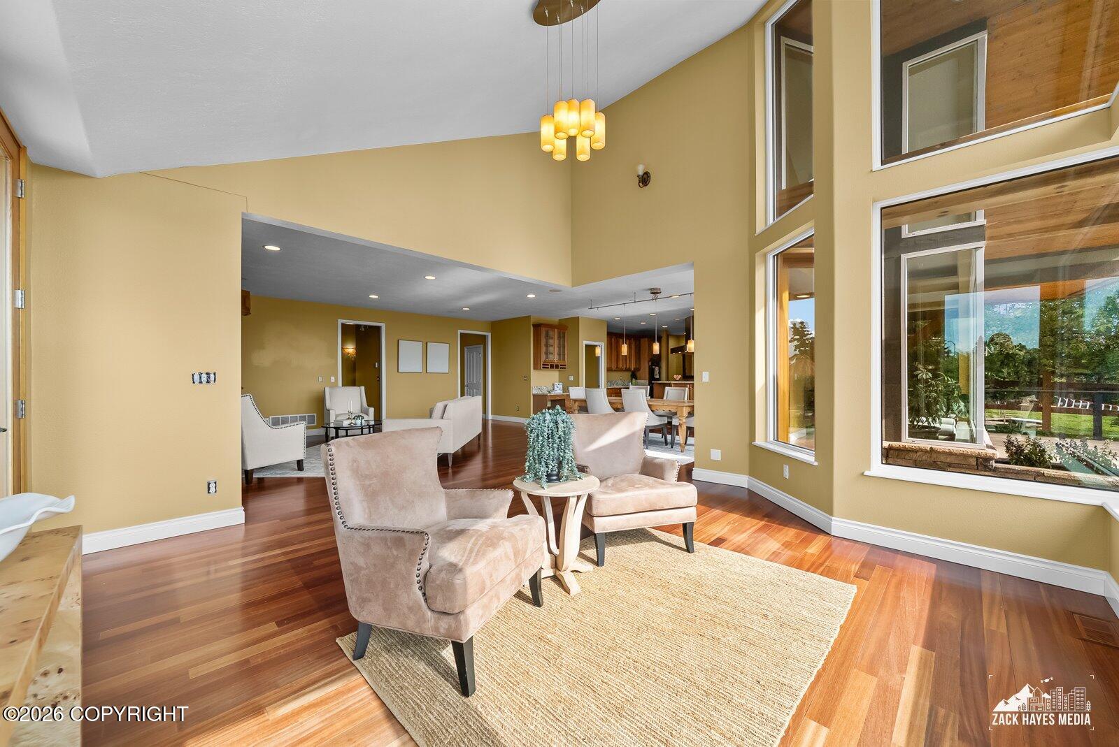 3430 Southbluff Circle