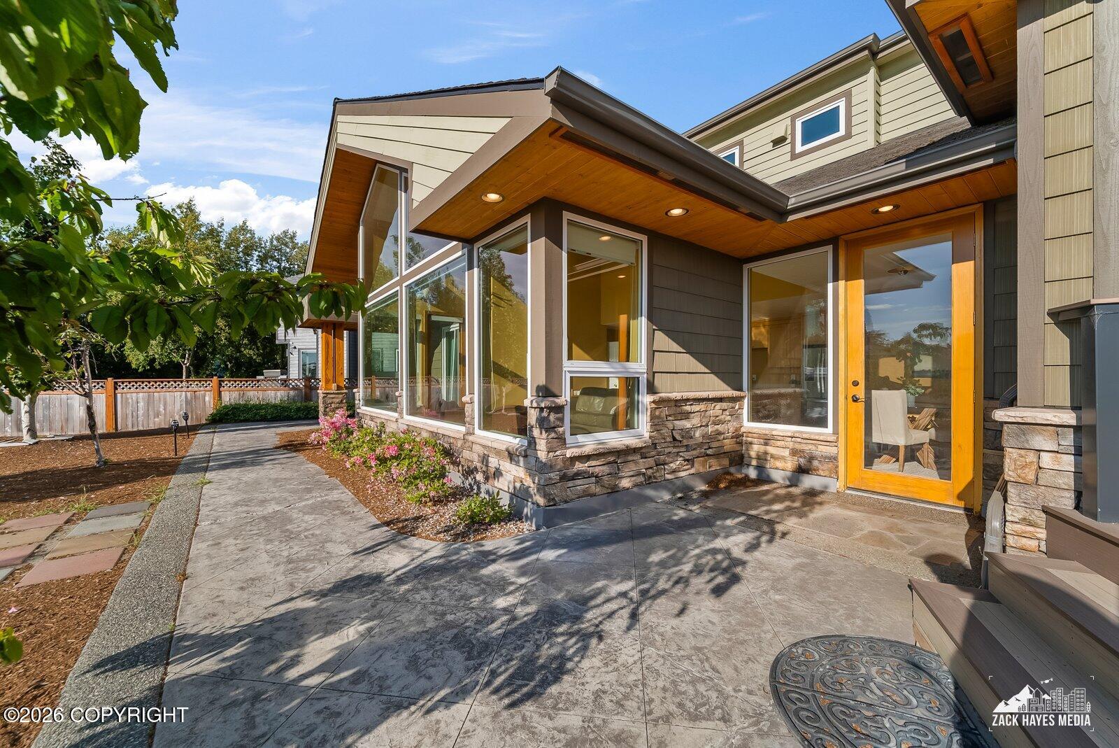 3430 Southbluff Circle