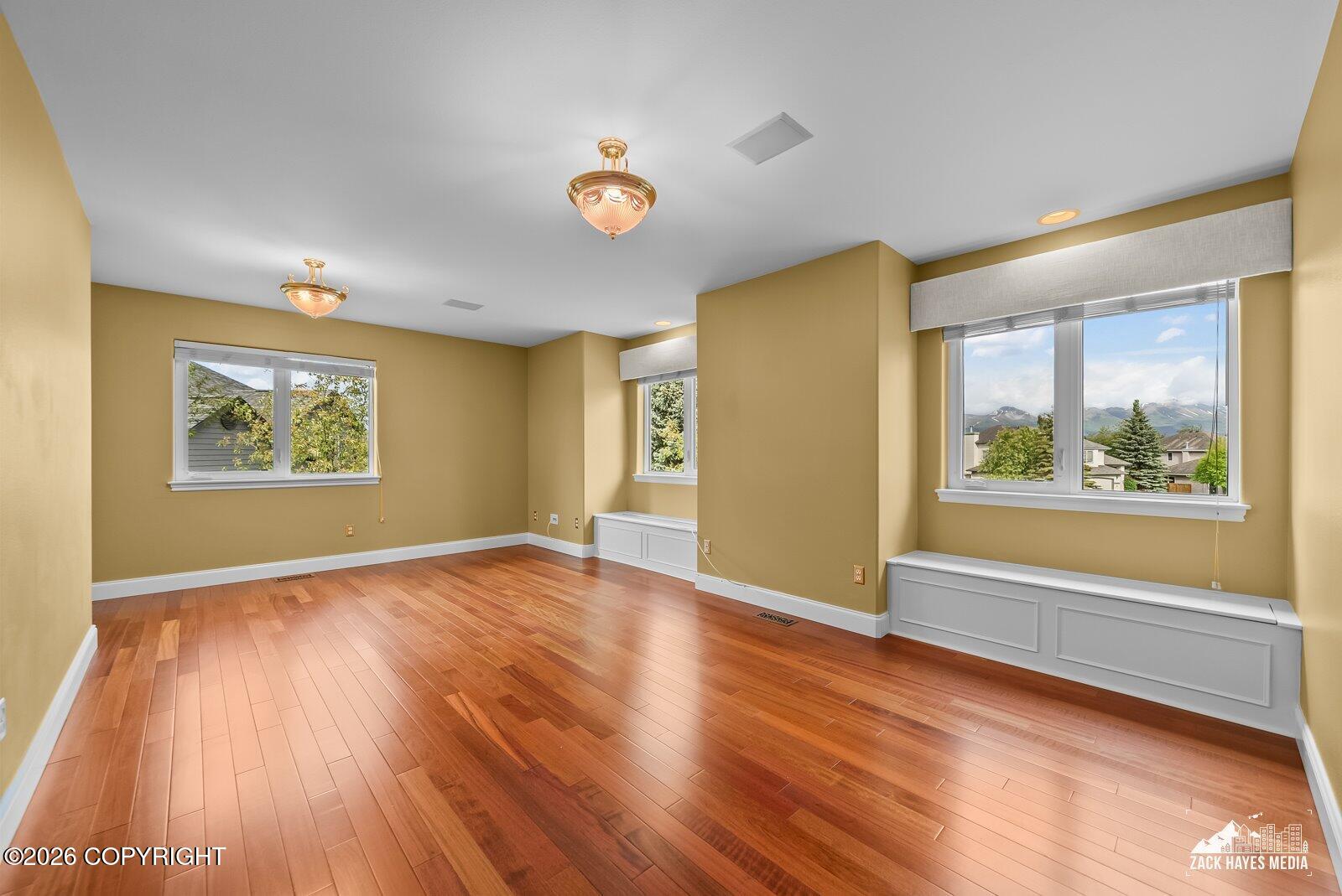 3430 Southbluff Circle