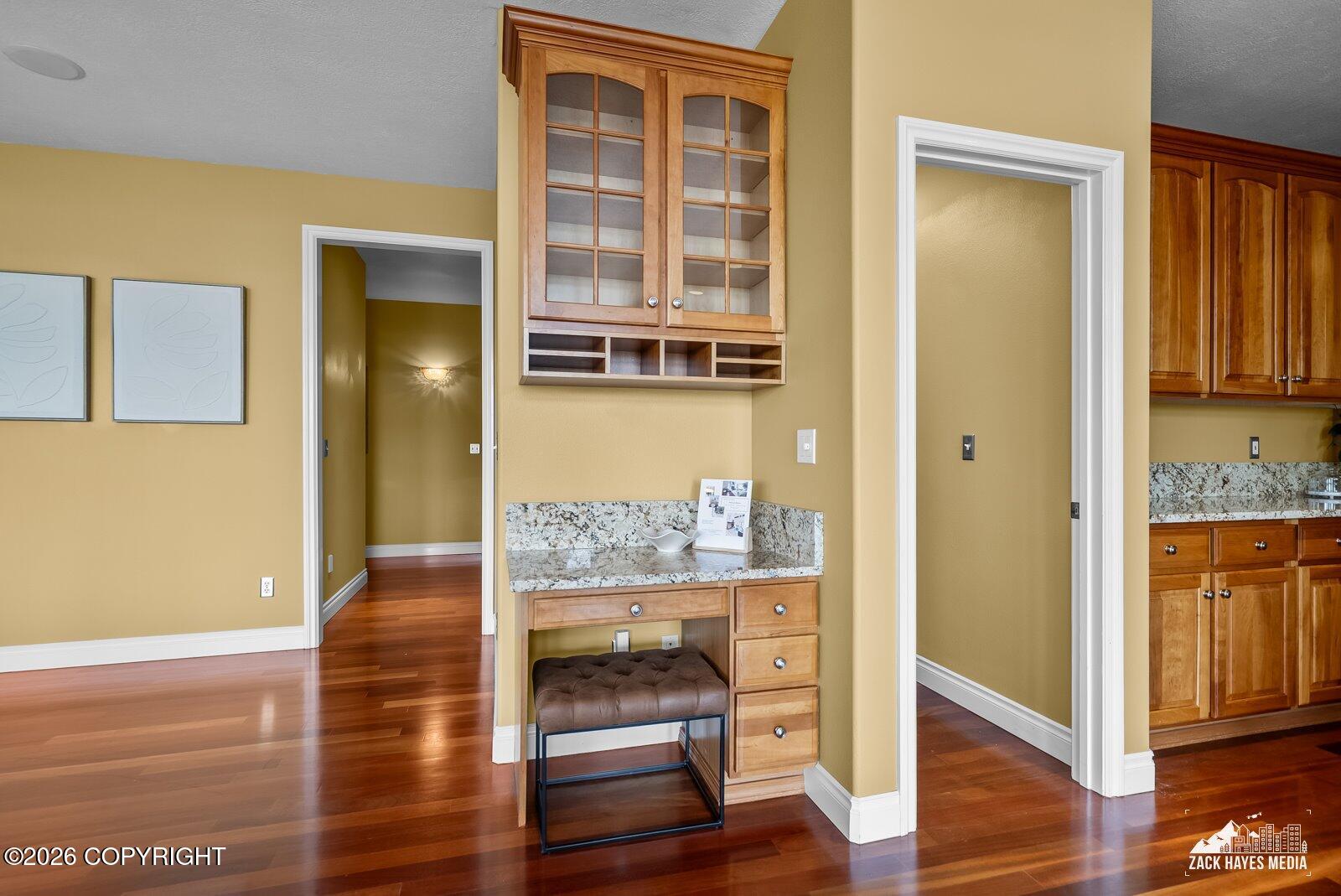 3430 Southbluff Circle