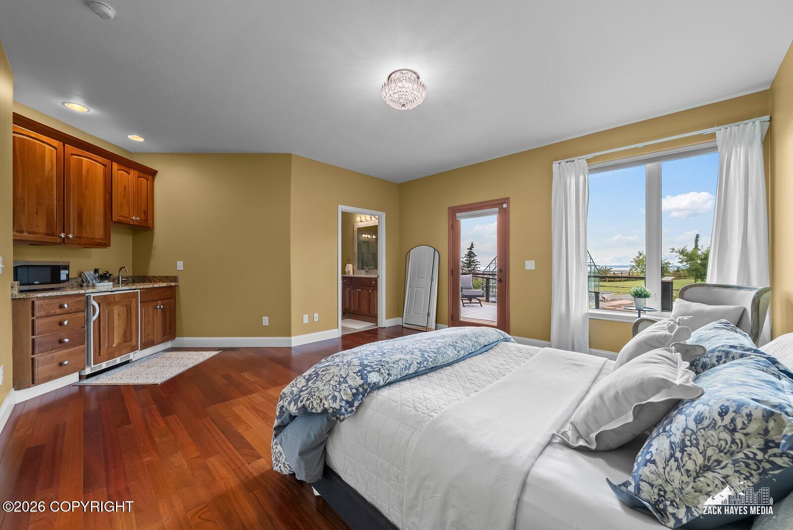 3430 Southbluff Circle