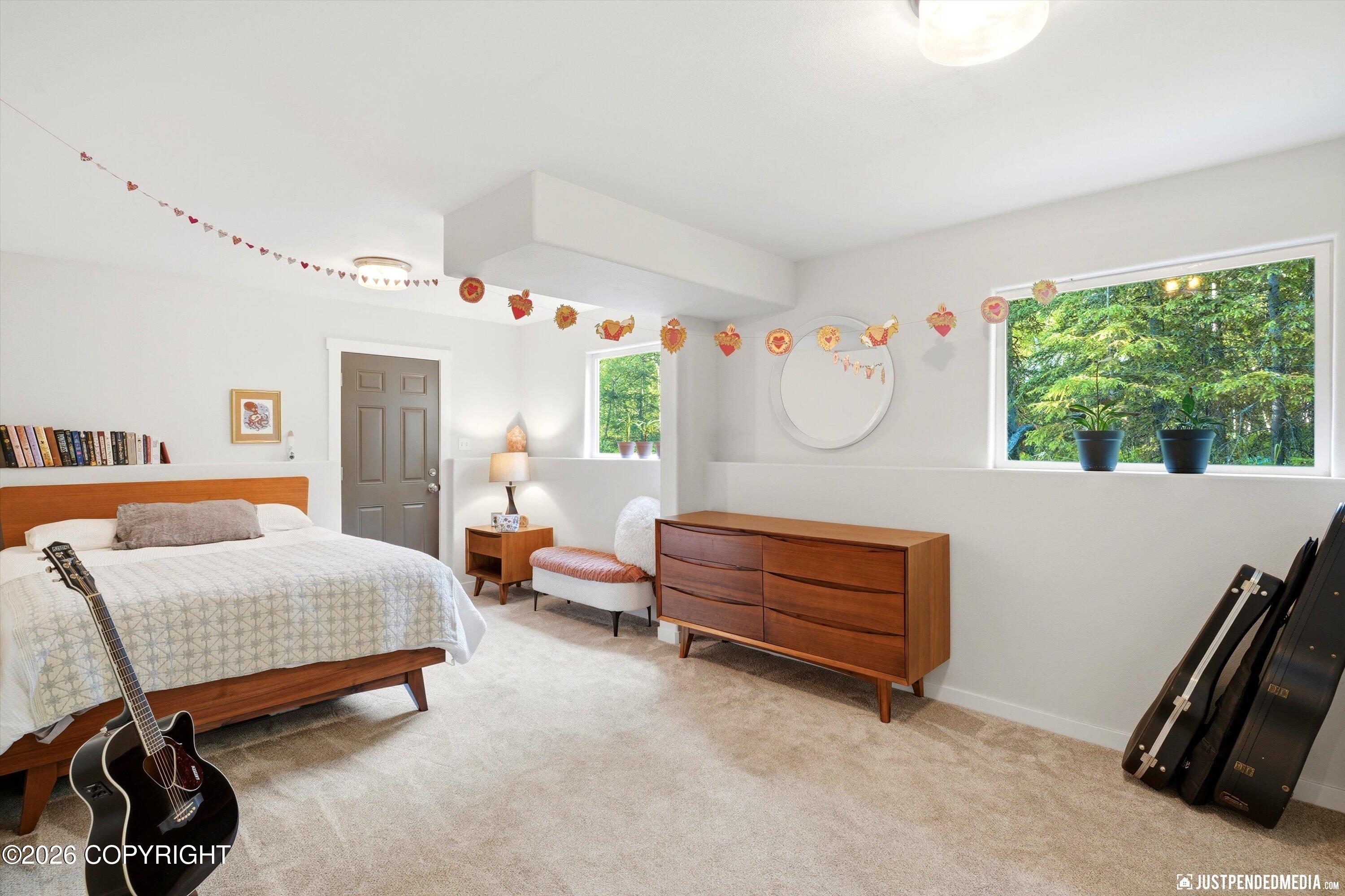 6421 Rockridge Drive