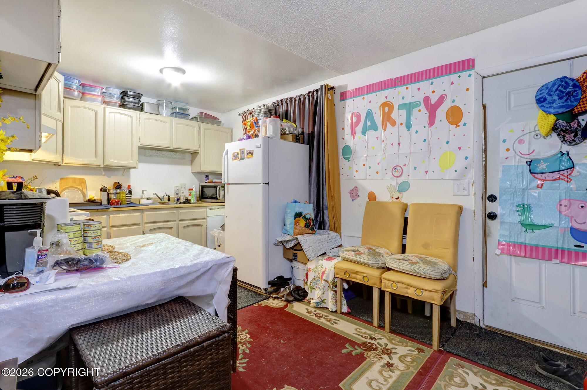 8500 Golden Street