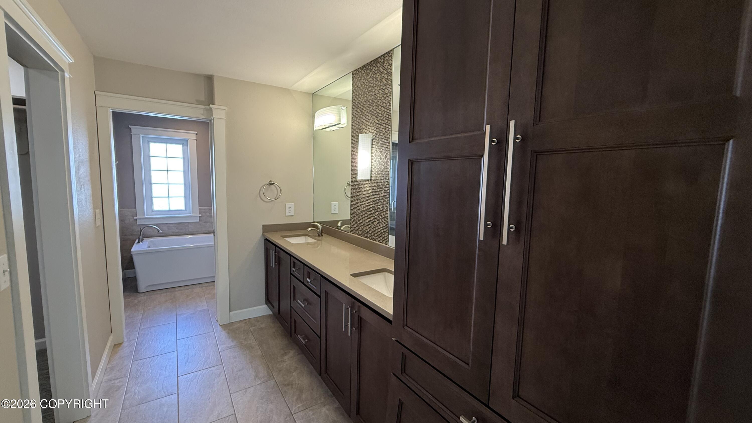 3725 W 40th Avenue # B Unit: #B