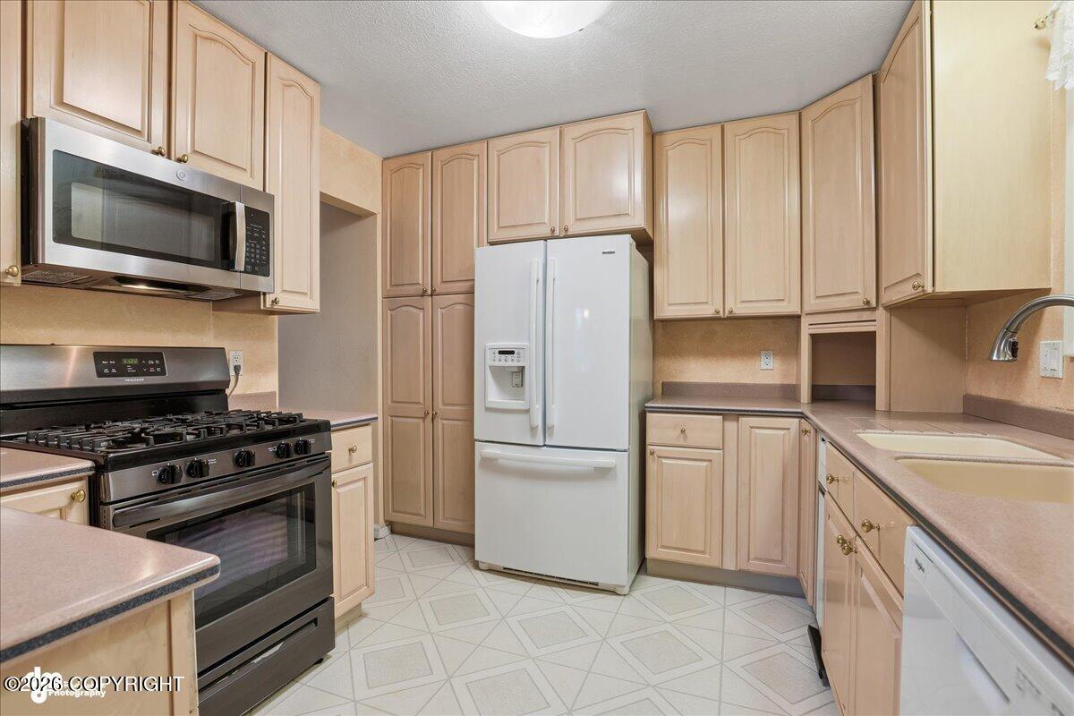 3871 Amber Bay Loop