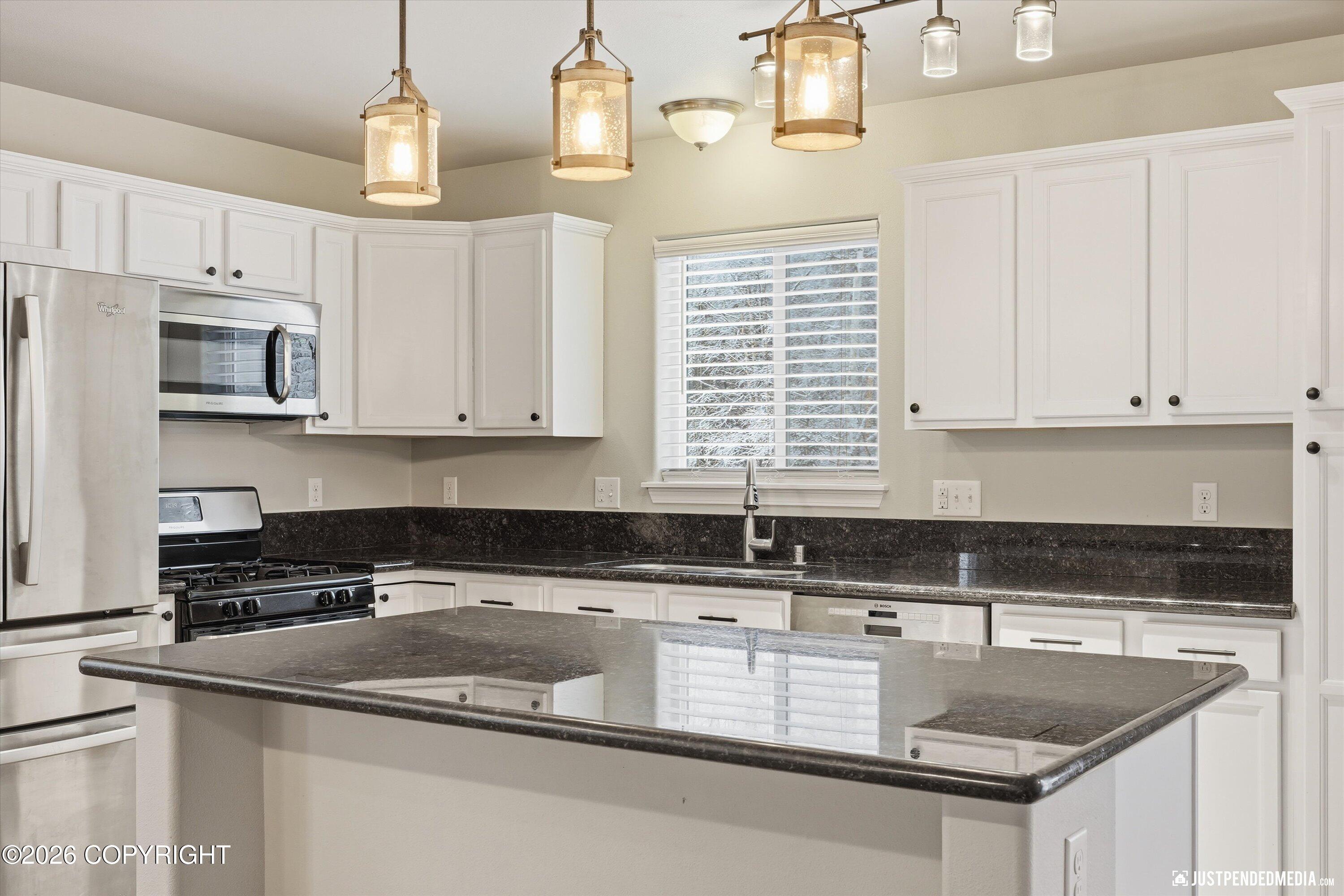 20573 Mountain Vista Drive