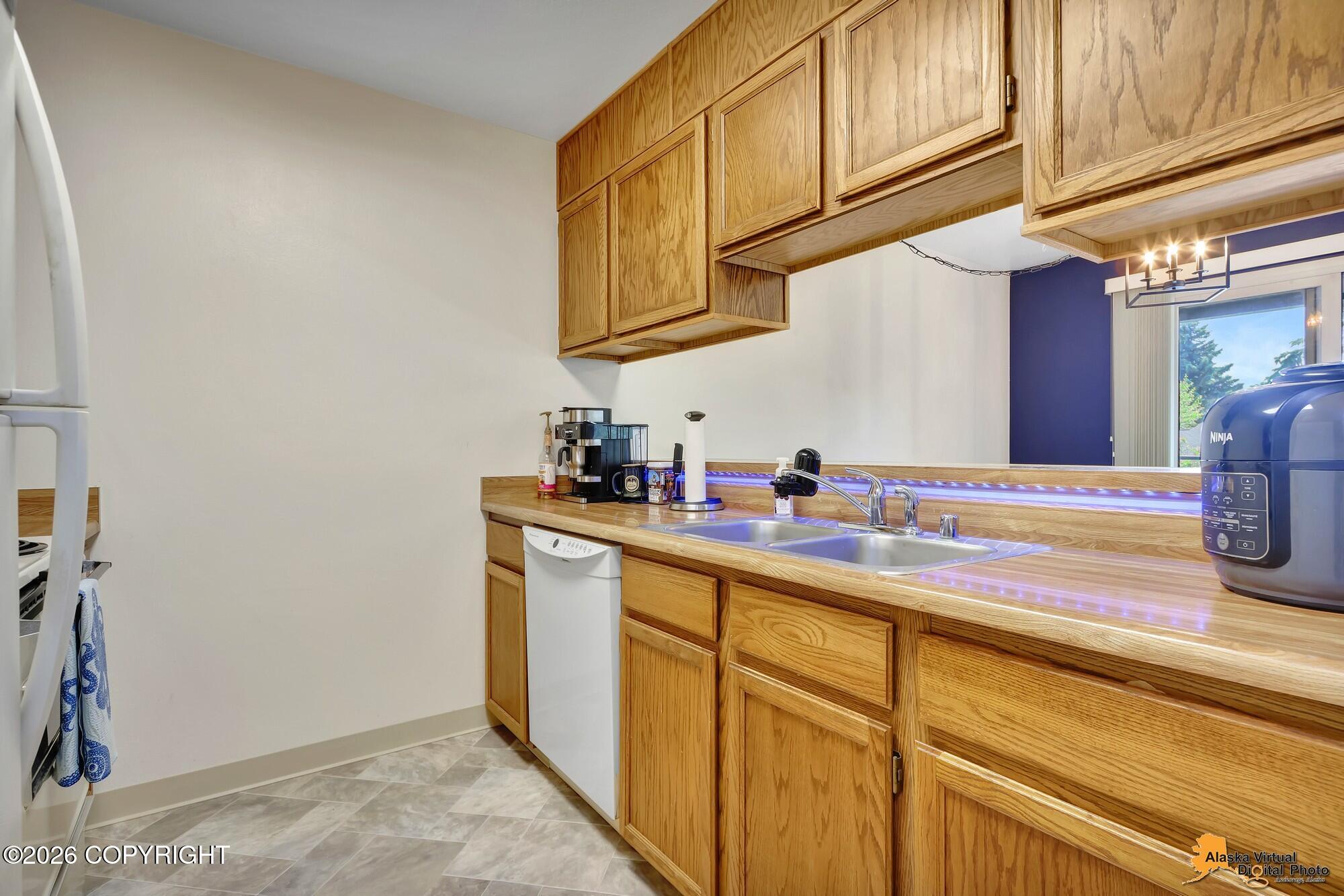 1630 Eastridge Drive # 204 Unit: #3-204