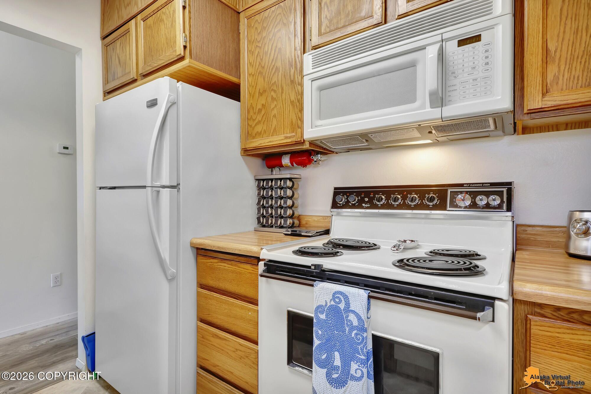 1630 Eastridge Drive # 204 Unit: #3-204