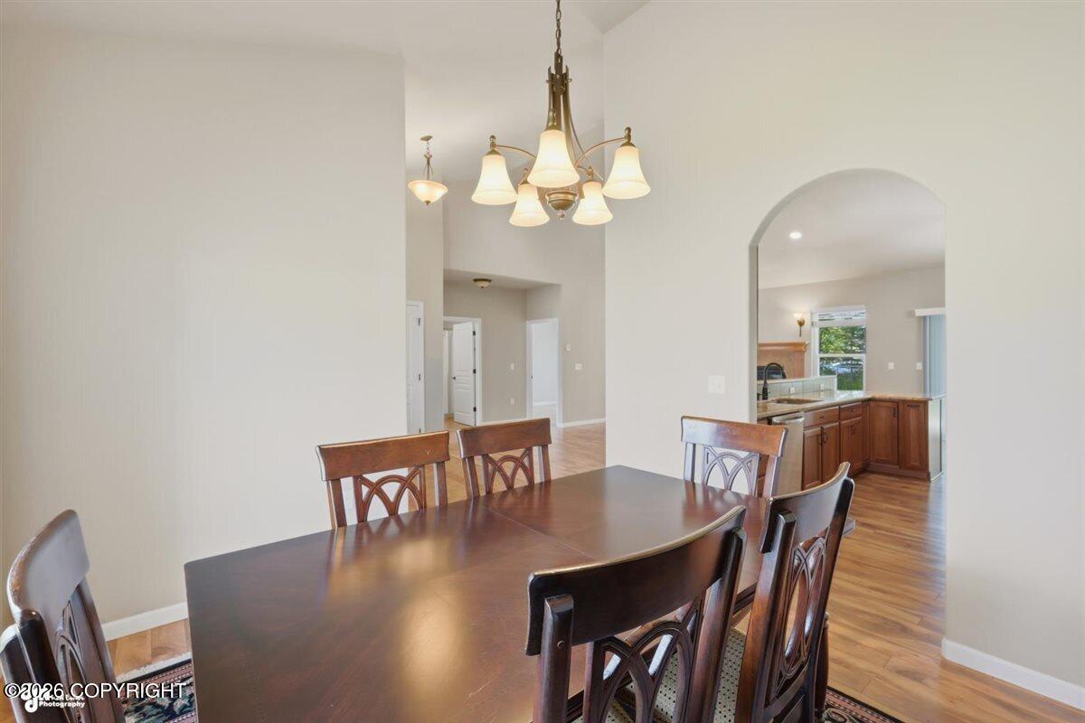 210 W Goldenwood Street
