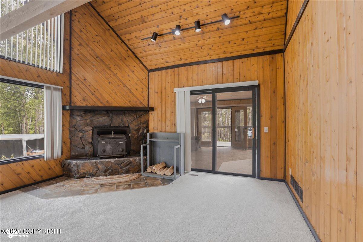 3220 N ENGSTROM Road