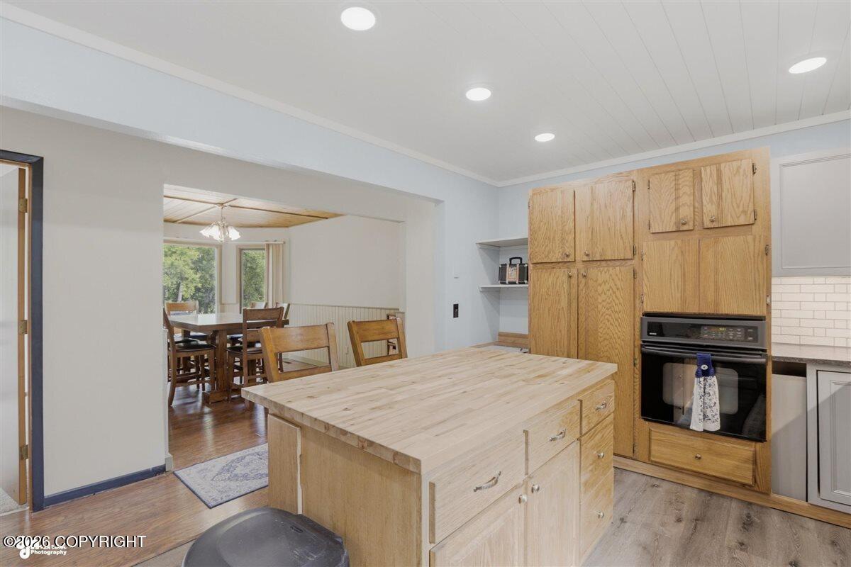 3220 N ENGSTROM Road