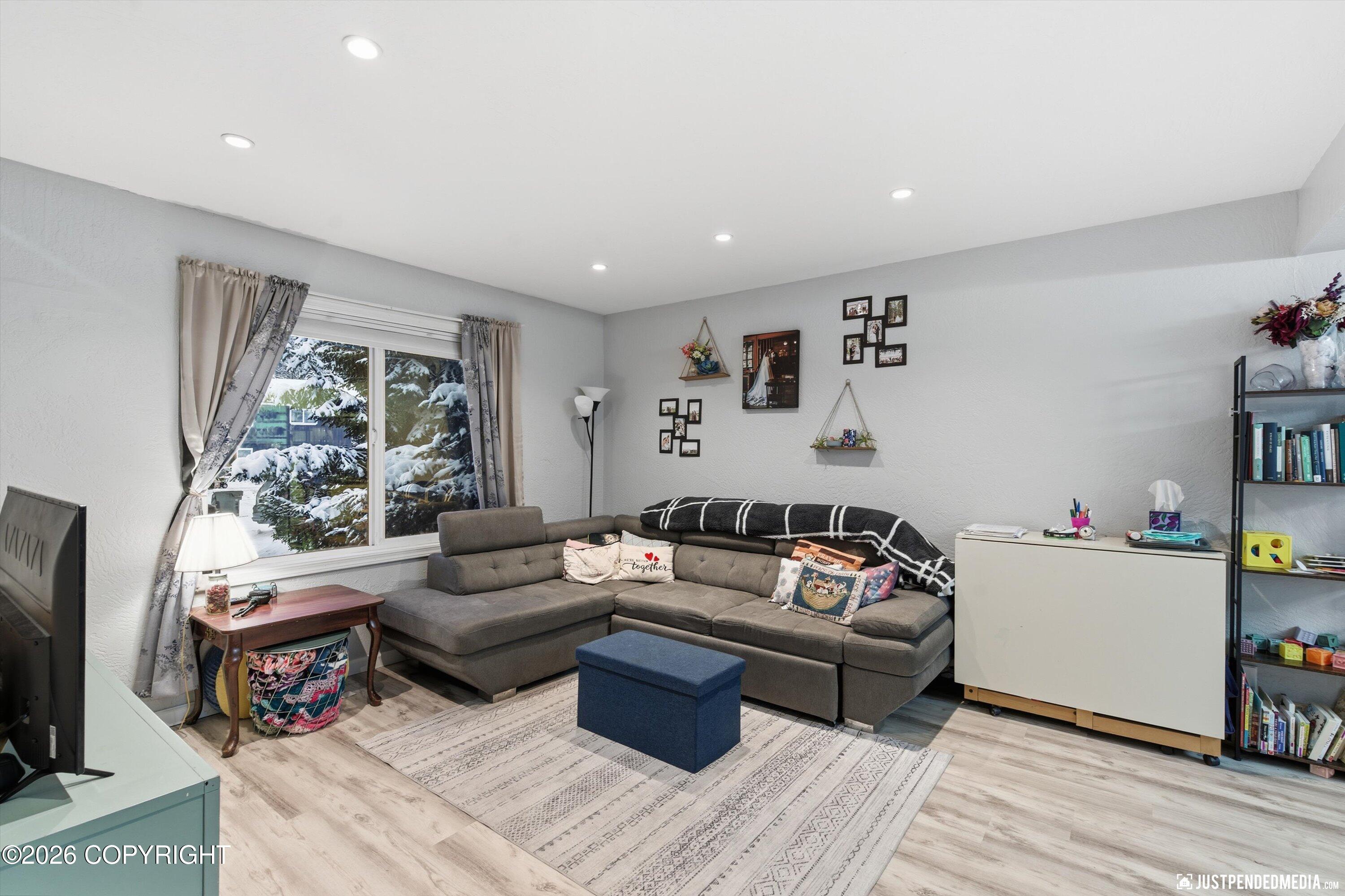 8261 Stratton Circle