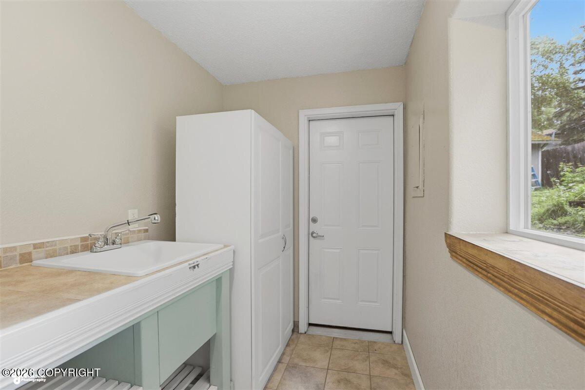 5904 Prosperity Drive