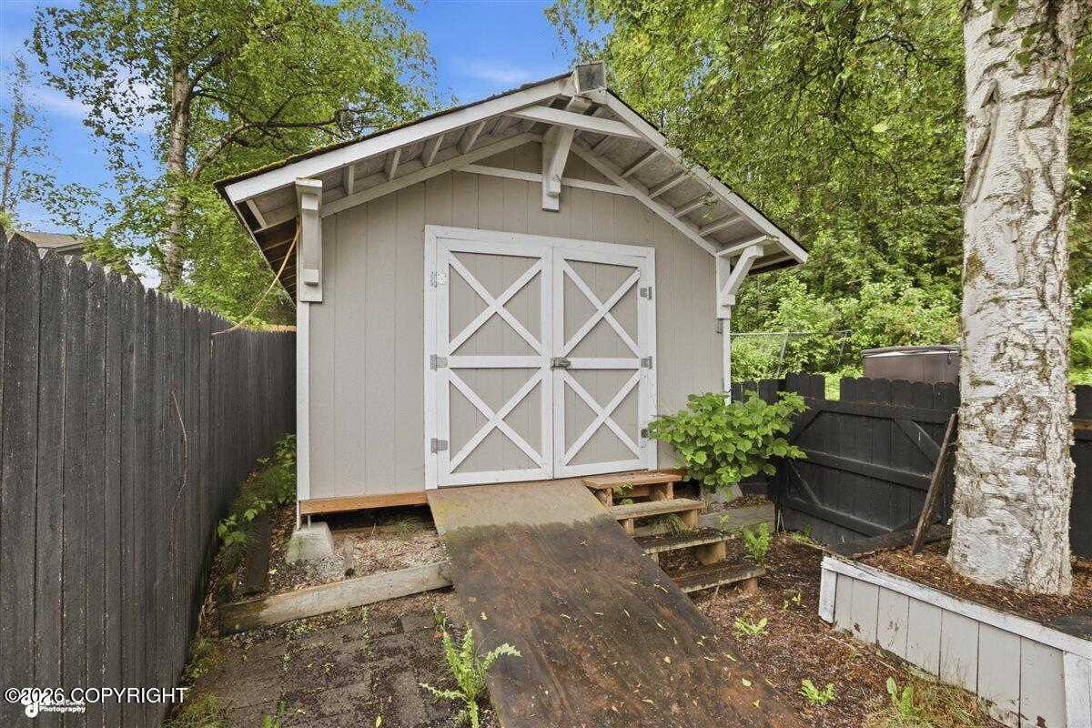 5904 Prosperity Drive