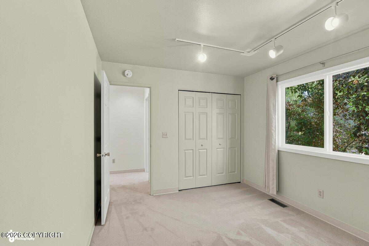 1701 Commodore Drive