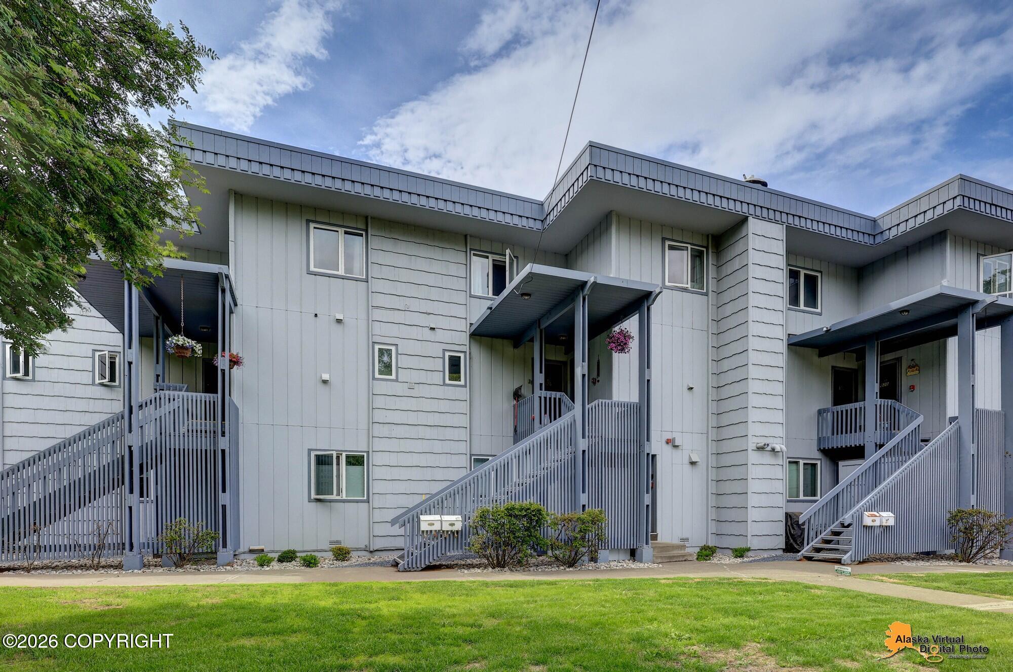 824 O Place