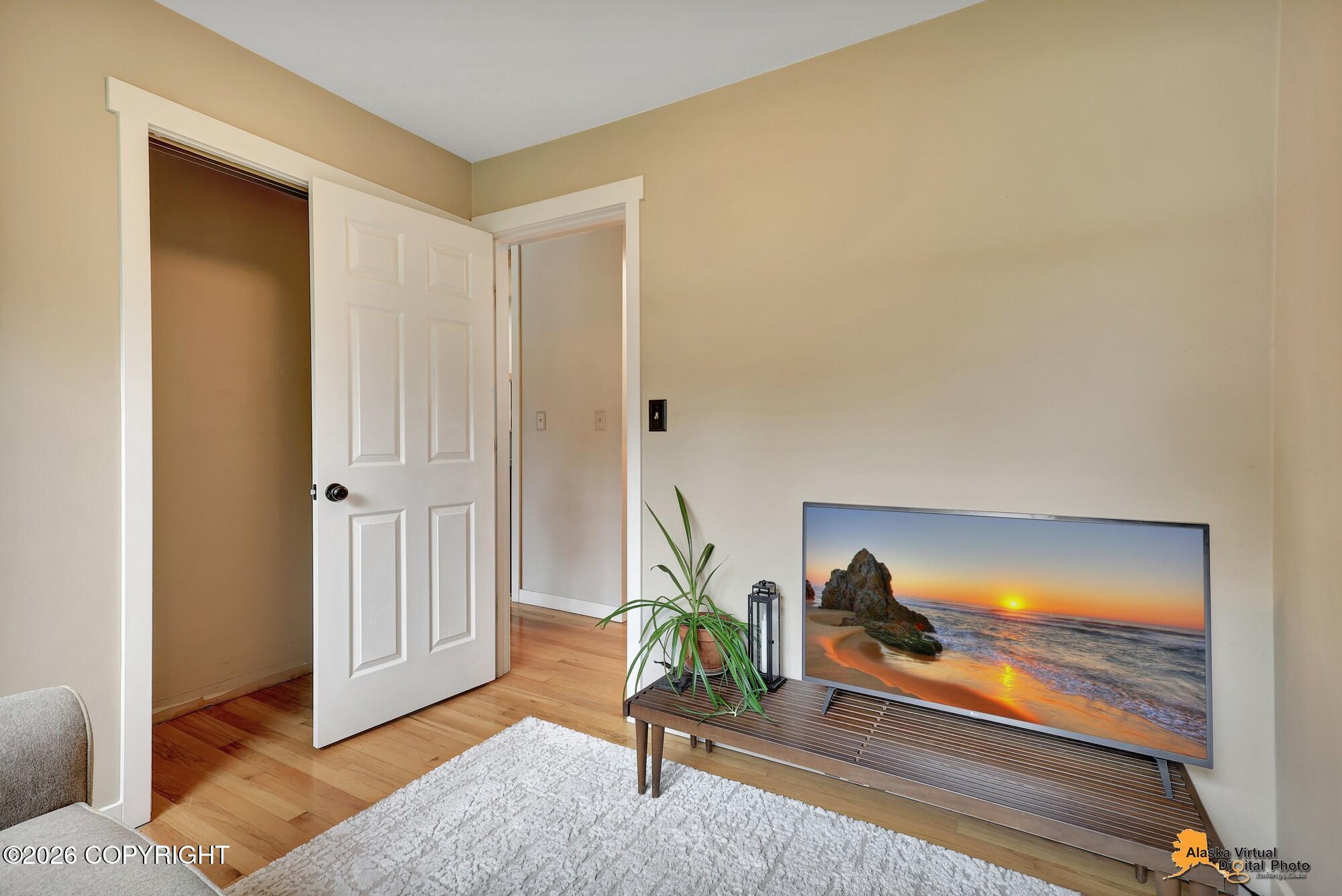 2515 Turnagain Parkway