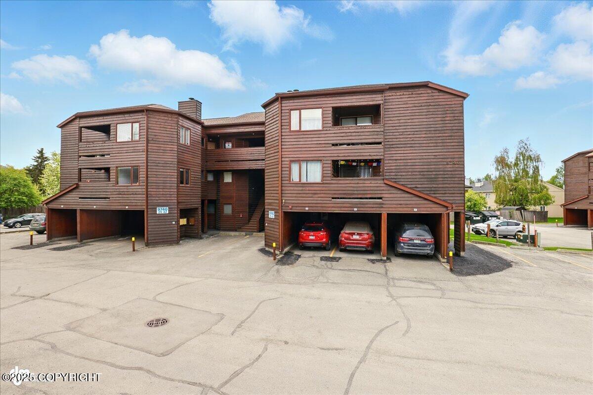 9740 Vanguard Drive # 32 Unit: #32