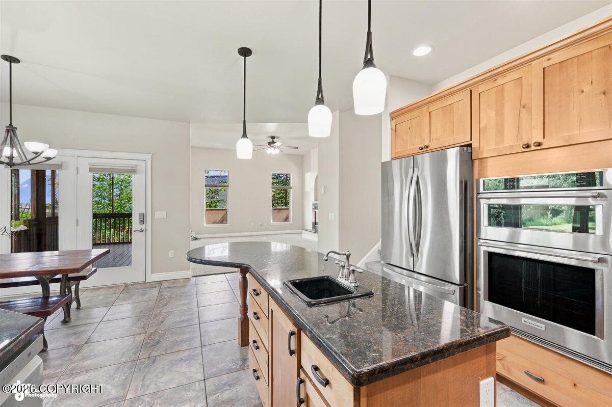 3318 S Charming Valley Loop