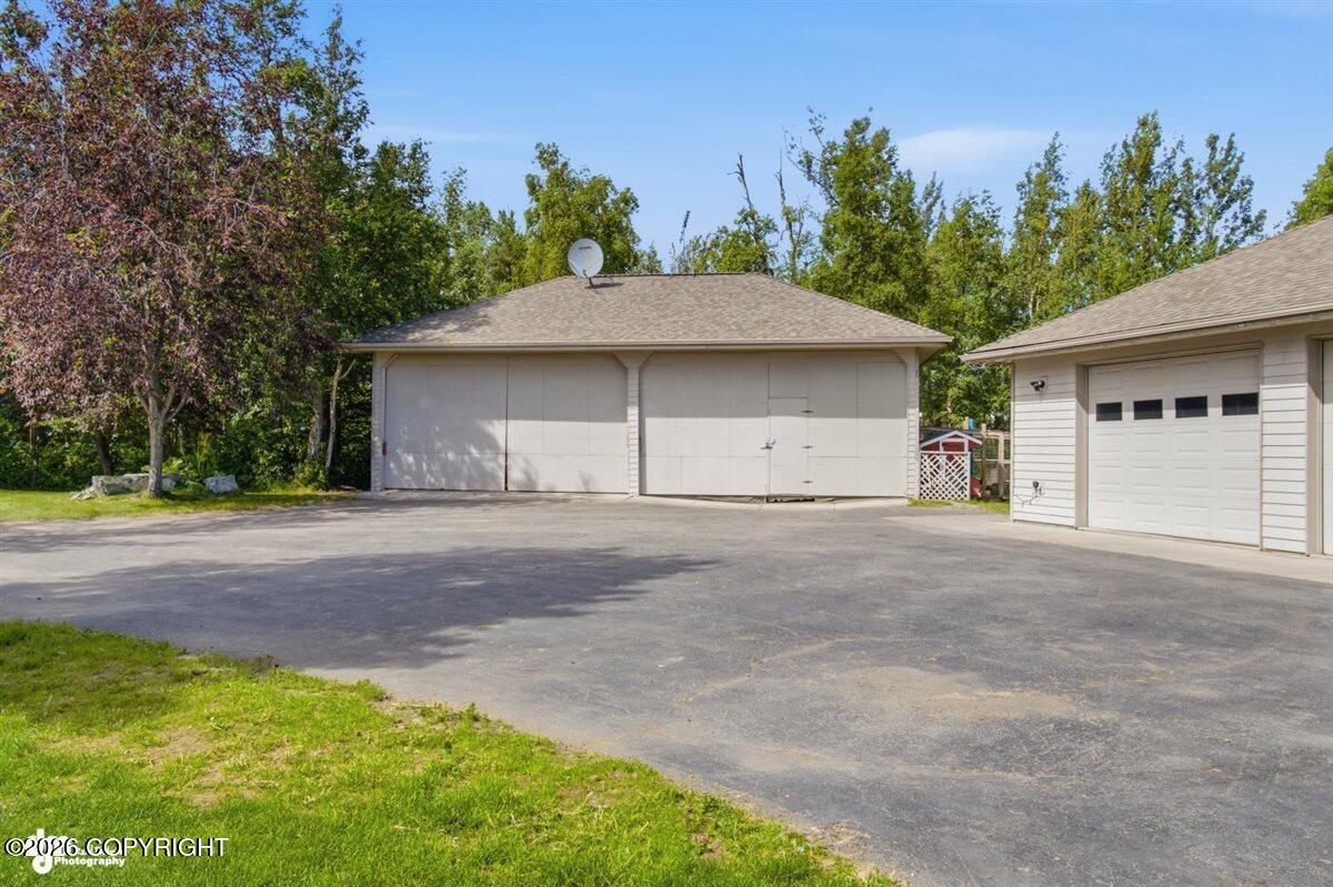 3318 S Charming Valley Loop