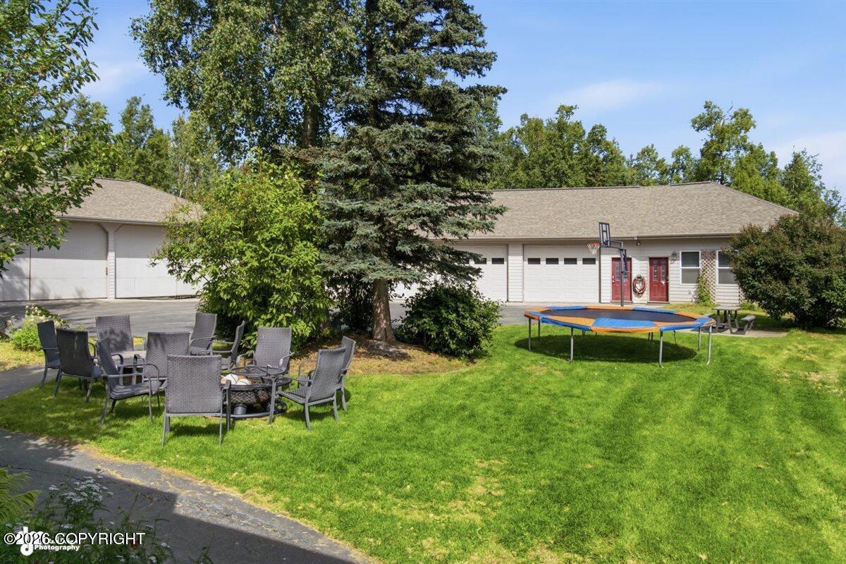 3318 S Charming Valley Loop