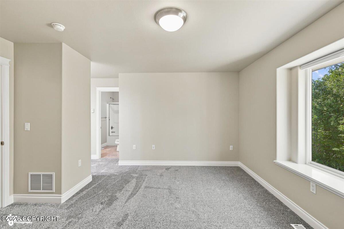 3318 S Charming Valley Loop