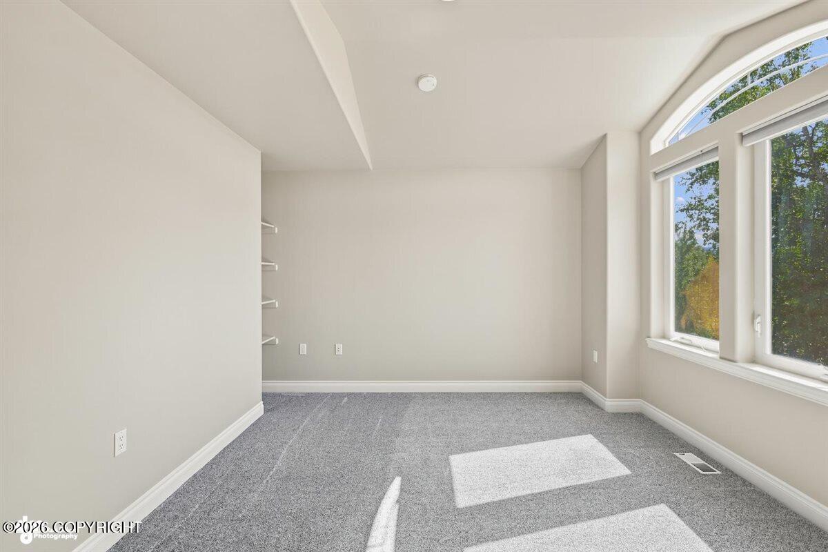 3318 S Charming Valley Loop