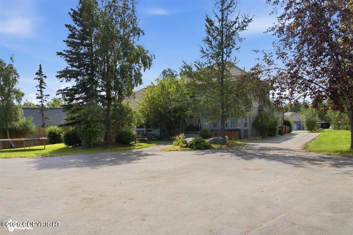 3318 S Charming Valley Loop