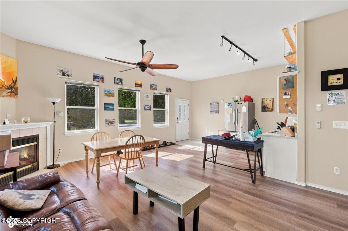 3318 S Charming Valley Loop
