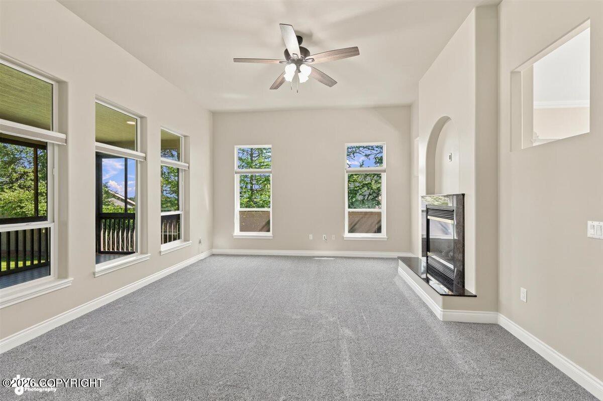 3318 S Charming Valley Loop