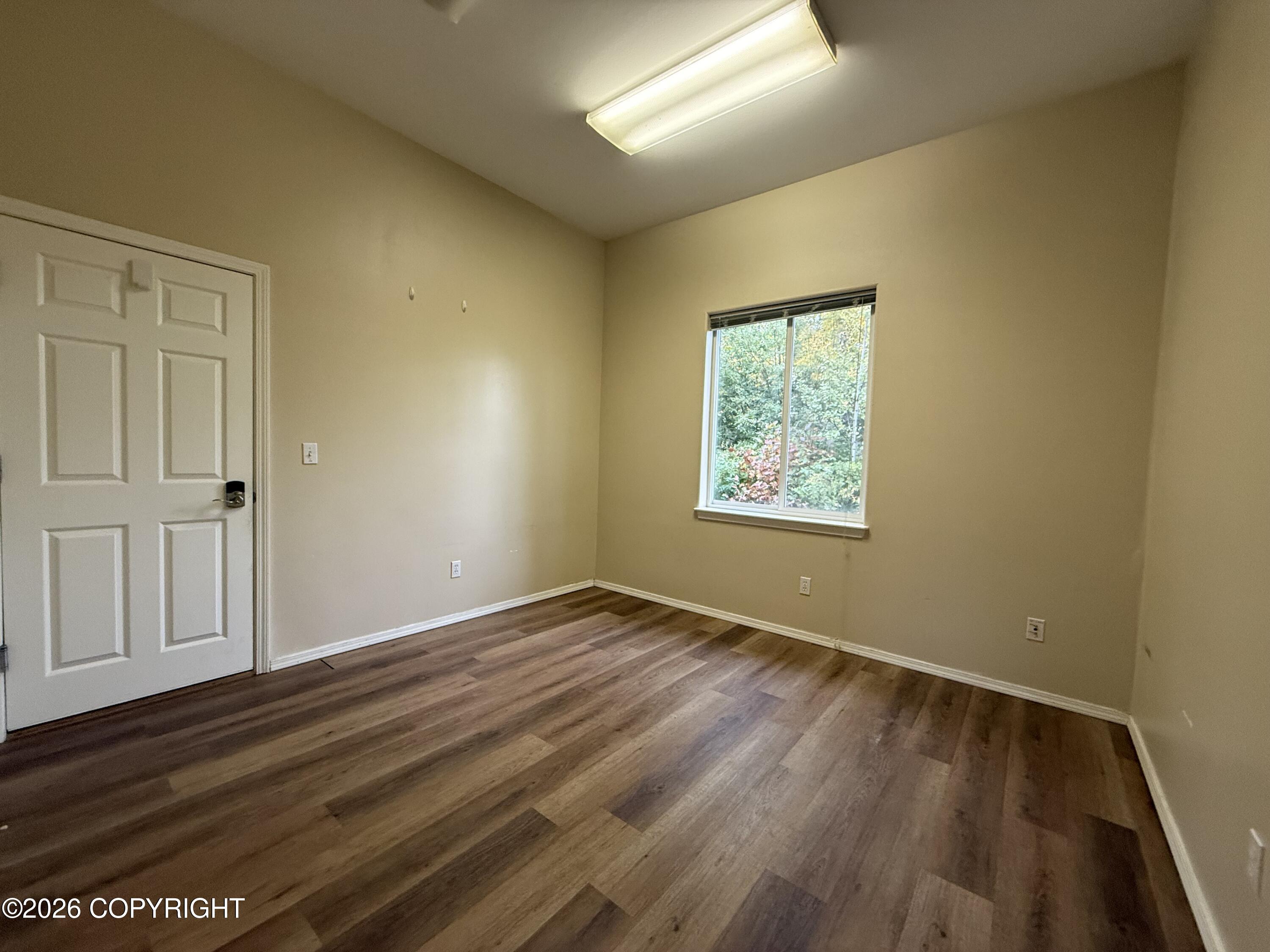 3318 S Charming Valley Loop