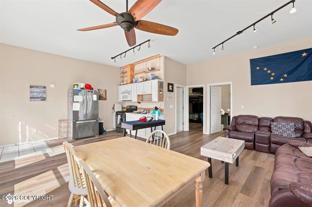 3318 S Charming Valley Loop